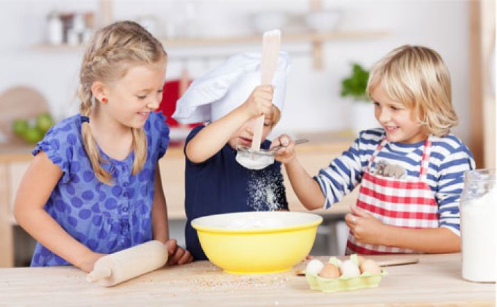 In unserem Brotzeitstüble lassen wir es uns gerne gemeinsam schmecken oder bereiten uns selber etwas Leckeres zum anschließenden Verzehr In unserem Brotzeitstüble lassen wir es uns gerne gemeinsam schmecken oder bereiten uns selber etwas Leckeres zum anschließenden Verzehr